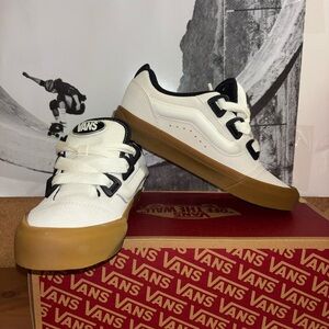 Vans Knu Skool DR Multiple Sizes